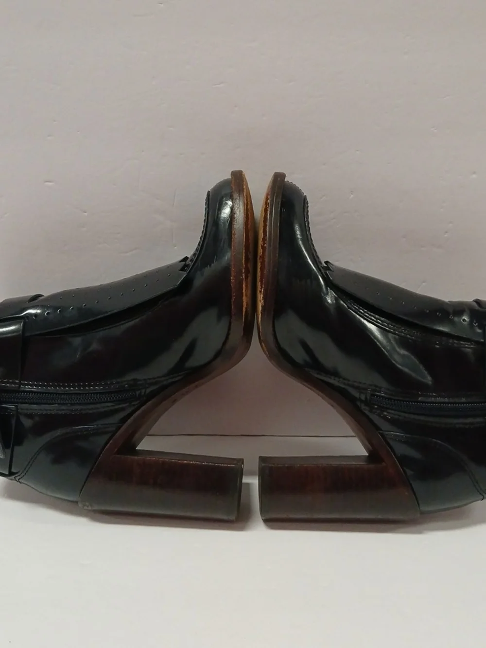 Tory Burch Hyde Booties Ankle Boots Black Glossy Shiny Leather  Kiltie Size 7.5